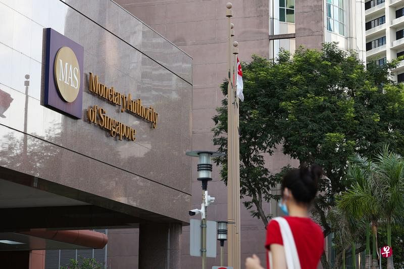 我国政府首次发售的主权绿色债券，是50年期债券，发行总额24亿元，票息率为3.04％。（王彦燕摄） 