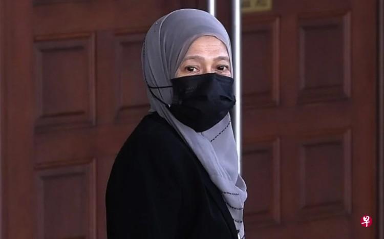 马国财政部前副秘书长西蒂扎乌雅是一马公司案的控方关键证人。她星期四接受辩方律师盘问对自己的证词一问三不知，最后承认证词不是她写的。（东方日报） 