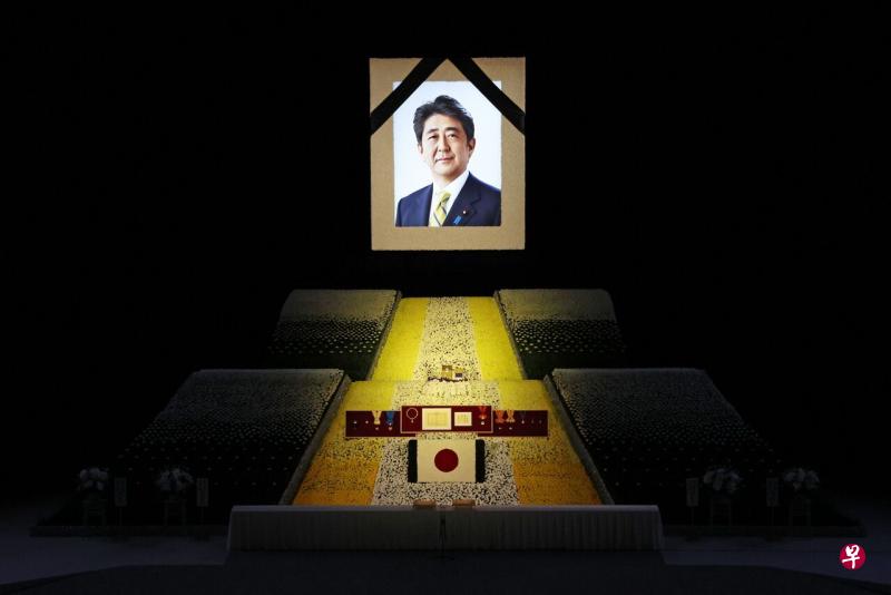 日本在9月27日为遇刺身亡的前首相安倍晋三举行国葬。（法新社） 