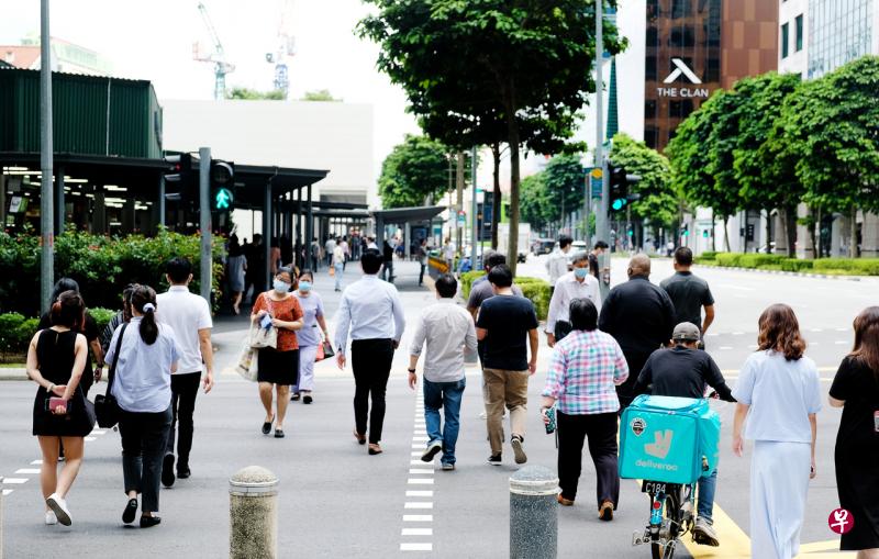本土病例中，有7632人通过抗原快速检测确诊，787人的核酸检测结果呈阳。（曾坤顺摄） 