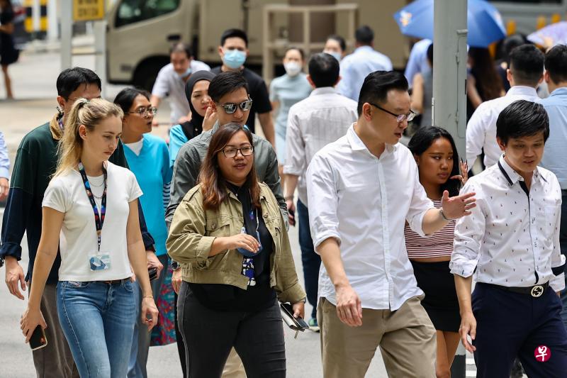 新加坡非常注重吸引和培养人才，在今年全球人才竞争力指数排行榜连续两年位居第二，排在瑞士之后。（陈渊庄摄） 