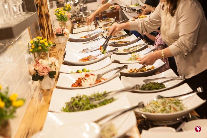 284人食用了由食品供应商Rasel Catering Singapore准备的食物后，出现肠胃炎症状。（pixabay示意图） 