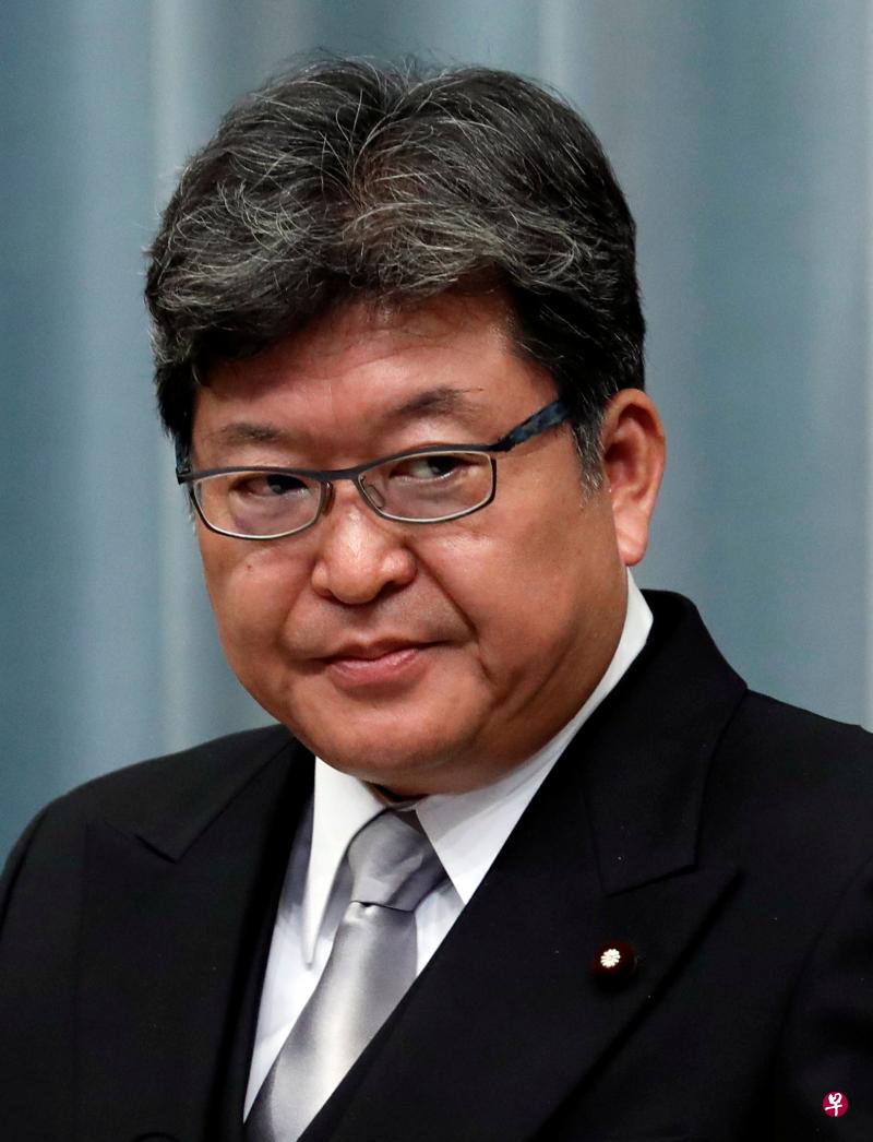 日本自民党政务调查会长萩生田光一12月7日说，日本政府不排除采取任何措施，来为增加国防开支提供资金。（路透社） 