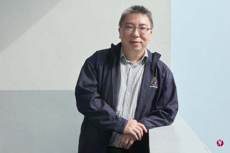 陈玮伦是女皇镇邻里警局的首位局长，他当年用了至少18个月与团队在幕后耕耘，筹划将邻里警岗制度过度到邻里警局制度。他目前是防御安全中心局长。（邬福梁摄） 
