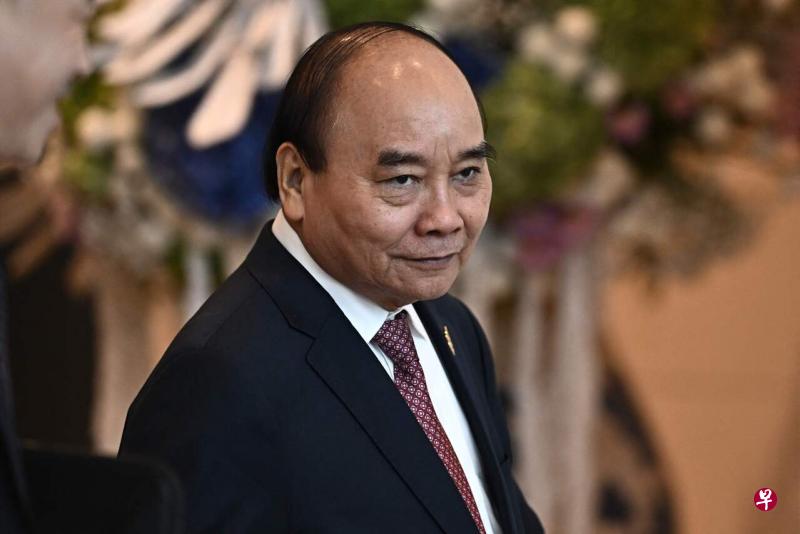 越南前国家主席阮春福说，他的家人不涉及冠病检测试剂盒的贪腐案。（法新社） 