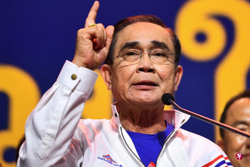 泰国的最新民调显示，首相巴育在首都曼谷获得较高支持率，至少有三分之一的受访者选择支持他，而21.3%选择支持泰国前首相达信的小女儿佩通坦。（路透社） 