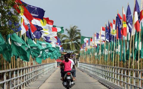 新选民将成为造王者，书写马国政坛的新篇章。（彭博社）