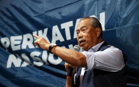 慕尤丁星期四（11月11日）在脸书提出，本届大选也可能出现“政治海啸2.0”。（邝启聪摄）