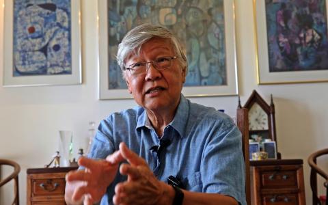 沈联涛认为，马国社会分歧的根本原因是经济，只要社会更公平，人民安居乐业，其他问题就能迎刃而解。（星洲日报）