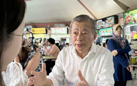 有意竞选总统的本地企业家吴振华接受《联合早报》独家访问时亲口辟谣，强调以他的性格，不可能做“傀儡”候选人。（陈可扬摄）