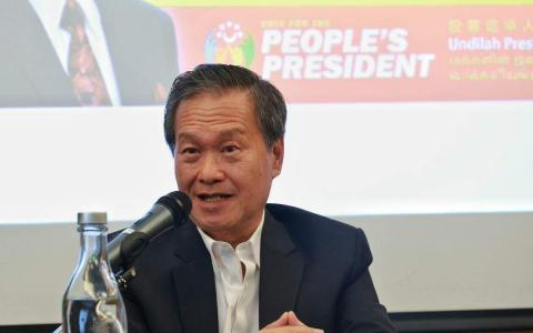 陈钦亮星期五（11日）举行记者会，表示自己将参加来届总统选举，“让新加坡的人民有机会投选独立于执政党的总统”。（唐家鸿摄）