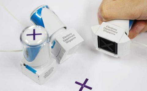 2023年总统选举使用新设计的投票印章。（邝启聪摄）