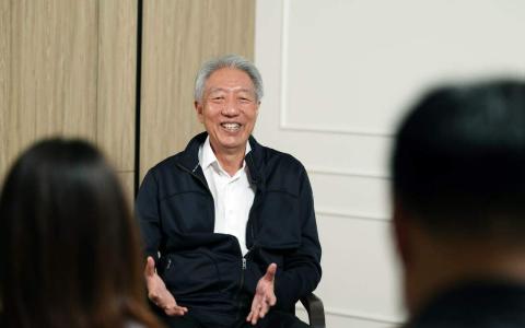 与李显龙总理相识50年的国务资政兼国家安全统筹部长张志贤日前接受媒体联访，畅谈他先后与李总理50年共事的经历。（邝启聪摄）