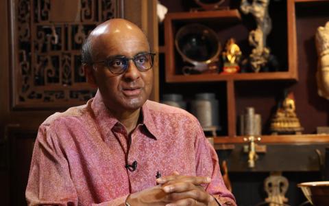 新加坡管理大学杨邦孝法学院副教授陈庆文认为，赢得至少三分之二选票已是非常优异的成绩，而这是尚达曼（图）做得到的。（档案照片）