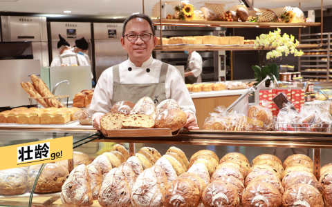 吴宝春：思考问题不能只用单一思路。在研发面包时，我不再只通过面包师的角度来思考消费者需求。（档案照）