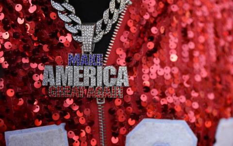 特朗普还没正式上任，但他的“让美国再次伟大”联盟内部已出现裂痕，马斯克和硅谷“科技兄弟们”与特朗普的铁杆共和党支持者之间争论不断。（路透社）