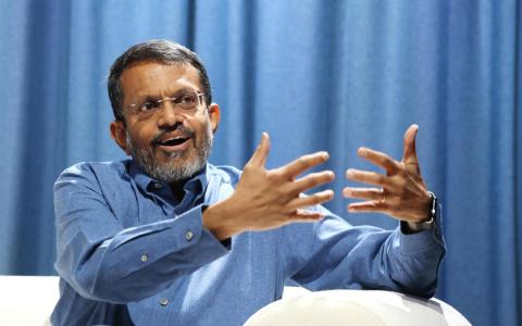 孟文能自1987年加入金管局，在金管局连续工作长达29年，2011年出任局长。他也是任职最久的金管局局长。他在今年1月1日退休，结束36年公共服务生涯。（邝启聪摄）