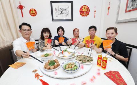 七样菜或称七样青，是客家和潮州人传统中正月初七饭桌上必不可少的一道佳肴。（何家俊摄）