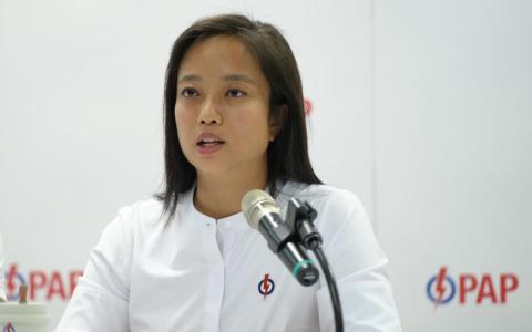 人民行动党新人李乃怡过去近八年在西部基层当义工，原先活跃于先驱区和西海岸集选区，转往东部后，在过去一个月里曾多次参与白沙—榜鹅集选区的社区活动。（谢智扬摄）