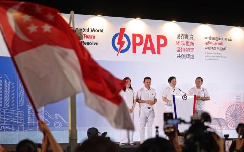 黄循财总理感谢选民给他和他的团队“明确而有力的委托”。（海峡时报）