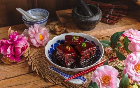 选用新鲜美味的猪肉入菜，能让你的团圆饭更有滋有味。（图/商家提供）