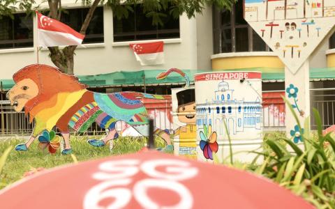 建国60年之际，新加坡有理由为自身的文化转型感到骄傲。（陈斌勤摄）