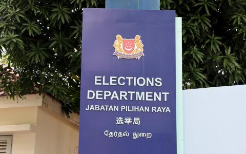 新加坡政策研究所于今年全国大选后，针对2056名已满21岁选民所做的调查显示，行动党可信度的平均得分，从2020年大选后的4.1，降至3.9；向来低于执政党的工人党，则维持在3.9，两党首次同分。（档案照片）