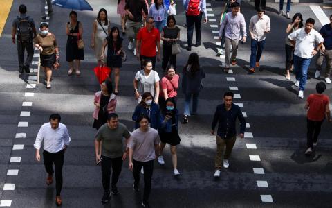 今年大选期间，选民对本地主流媒体与旗下数码平台的信任度，高于非传统媒体和个人传播。（档案照片）