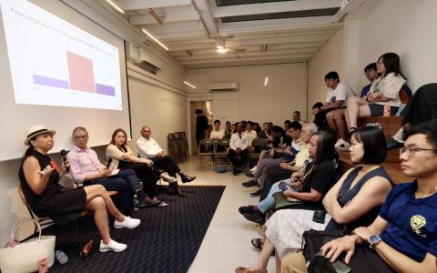 官委议员制度实行35年 国人既要保留也要改革