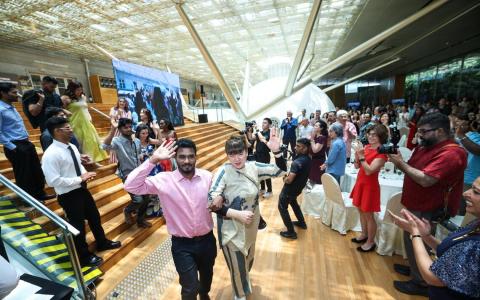 本地机构联手为客工免费提供二手电脑