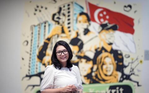 何礼娜筹备首秀国会演说 谈新加坡人身份与家庭角色