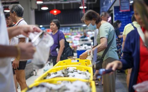 8月核心通胀降至0.3％写逾四年来新低 经济师下调全年预测