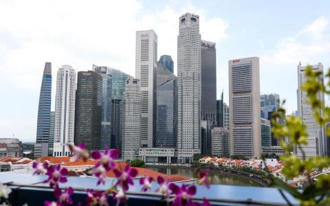 应对全球竞争 新加坡金管局探讨简化家办税务计划