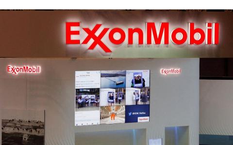 埃克森美孚估计2027年底前 裁减约500名新加坡员工 