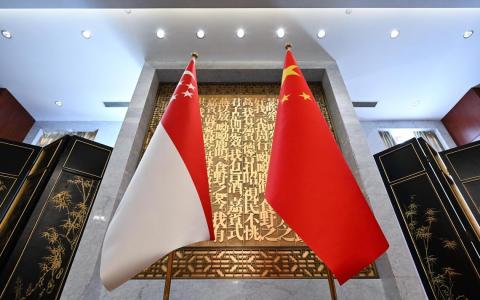 新中两国是在1990年10月3日签署建交联合公报。（档案照片）