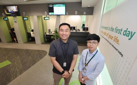 公积金人员阻妇女二次受骗 保住最后一笔养老钱 