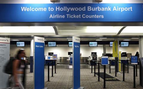  美国政府停摆影响开始显现　航空业首当其冲