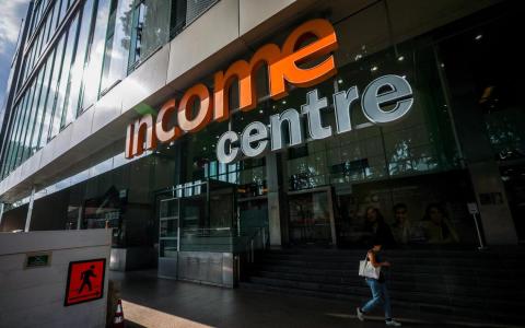 黄志明：英康处理索赔案 应更具同理心和同情心