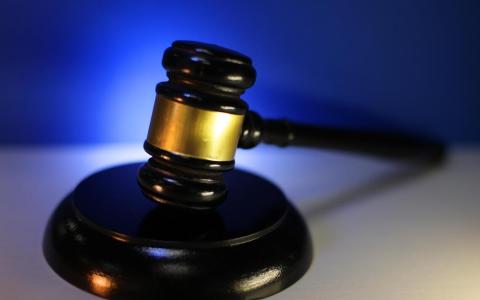 出售Singpass等供诈骗日后可被判鞭刑 　 