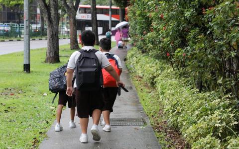 教育部加强多项经济援助计划 多3.1万名学生受惠   