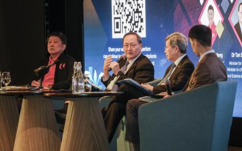 陈诗龙：劳资政协作须预见未来变化 主动快速灵活推出相应计划