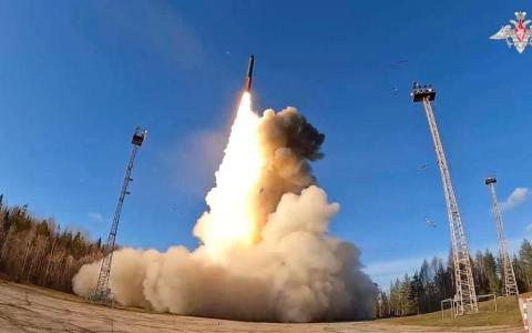 “特普会”确认告吹 美制裁俄两大石油巨头