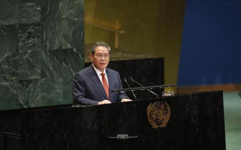 中国国务院总理李强预计将在本月晚些时候访问新加坡，这将是中国总理七年来首次访新。（中新社）