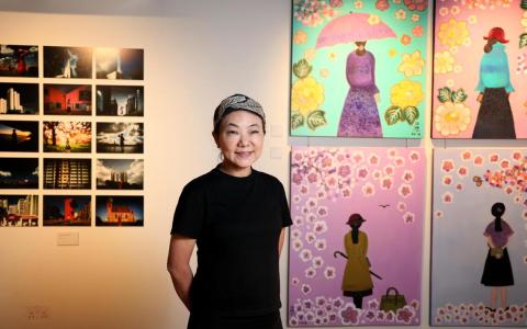 新加坡资深广告创意人林少芬大约30年前开始到中国工作，一路走来亲历中国与世界的变化。（龙国雄摄）