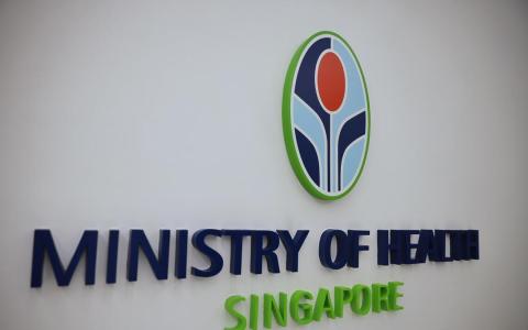 谎报手术费 做不适当治疗 10医生违规索赔终身健保被处分