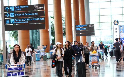 一二房式组屋住户 过去10年旅游增幅最大