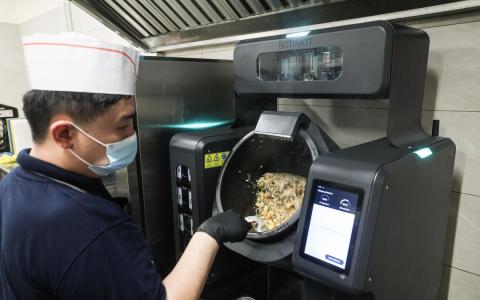 新光学校淡滨尼新校开幕 助自闭症学生掌握一技之长