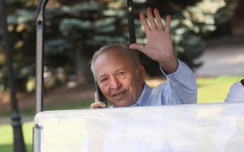 受爱泼斯坦事件影响 美前财长萨默斯请辞OpenAI职务