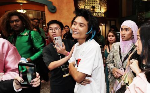 圣淘沙突袭女星 澳洲男子被遣返禁止入境新加坡