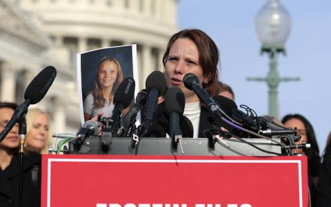 爱泼斯坦案的不同之处在于，涉案人员几乎都是社会的顶尖人物，包括政界以美国总统为代表、学界以哈佛大学校长为代表、商界以世界首富为代表。（法新社）